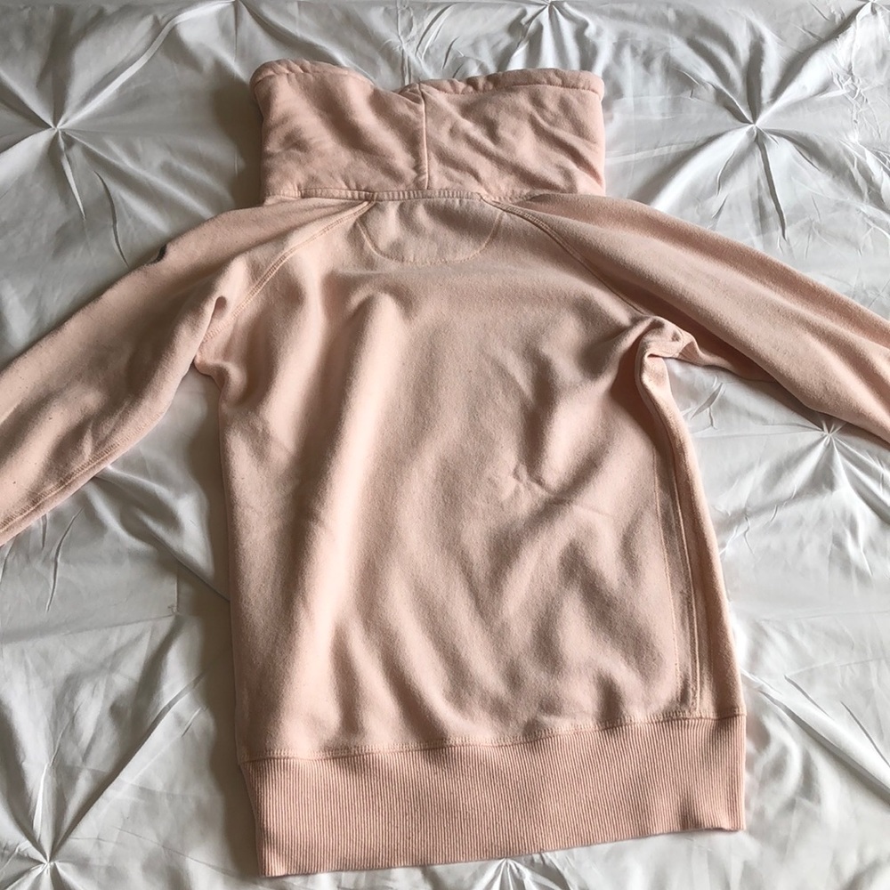 Calvin Klein sweatshirt - Picture 2 of 4